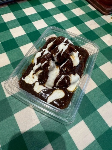 牛タンシチューハンバーグ